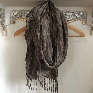 Grey Scarf ❤️Buy 2 items, get 1 free!!!❤️